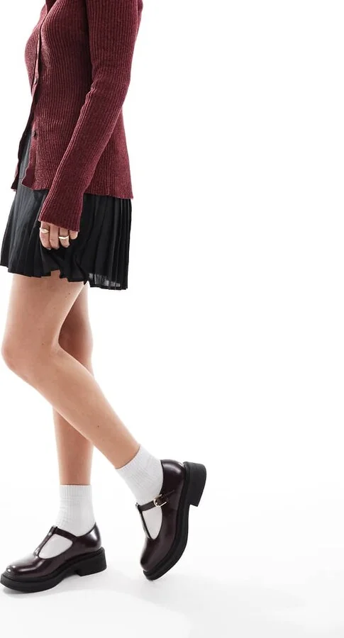 London Rebel Sophia chunky mary jane shoes in burgundy - Image 3