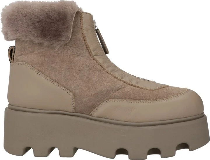 Loriblu Woman Ankle boots - Image 3