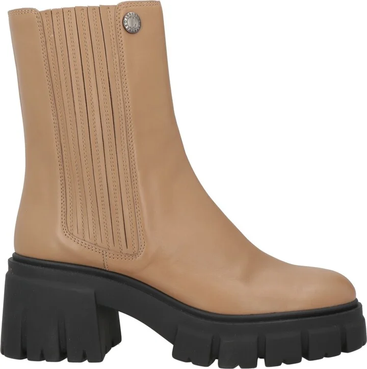Loriblu Woman Ankle boots - Image 3