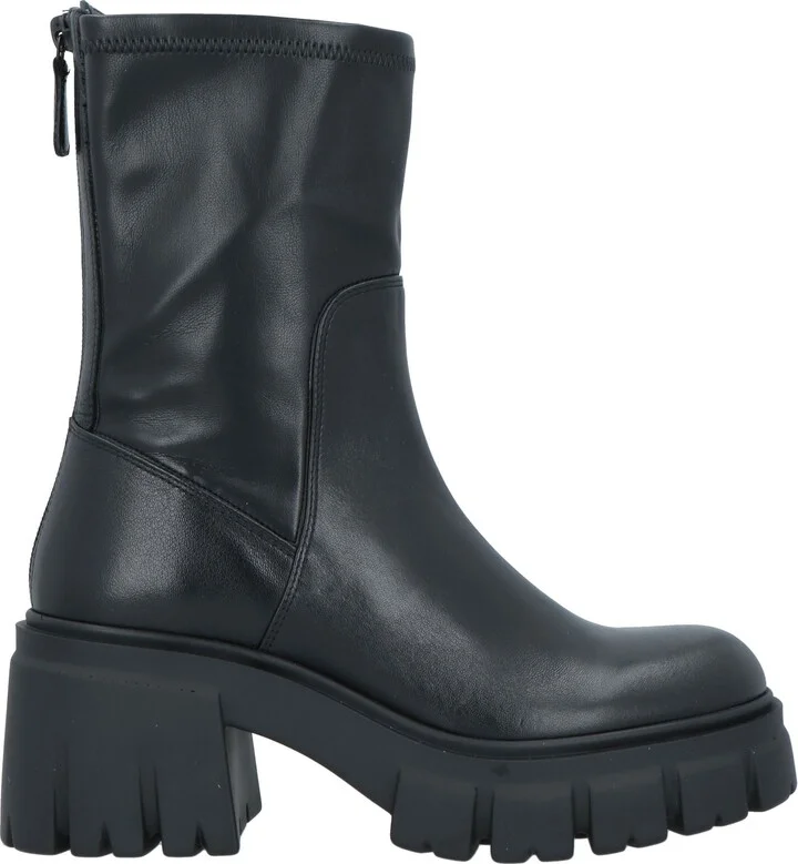 Loriblu Woman Ankle boots - Image 3