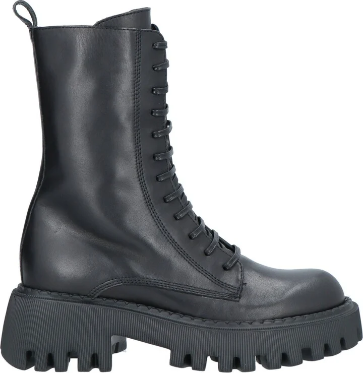 Loriblu Woman Ankle boots - Image 3