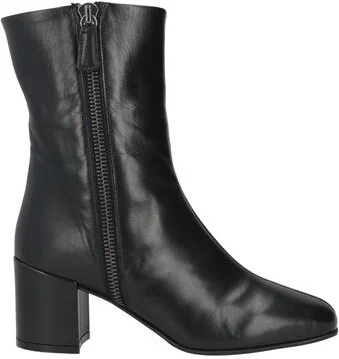 Loriblu Woman Ankle boots