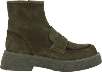 Loriblu Woman Ankle boots
