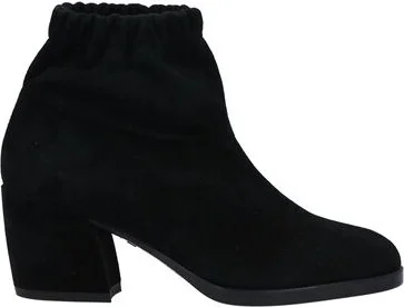 Loriblu Woman Ankle boots