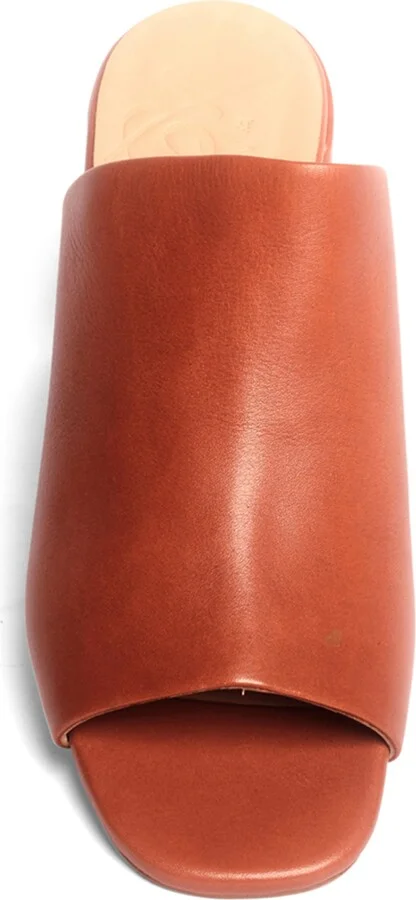 Lotte Clog Sandal - Image 2