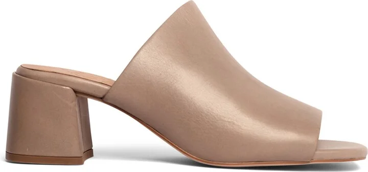 Lotte Clog Sandal - Image 9