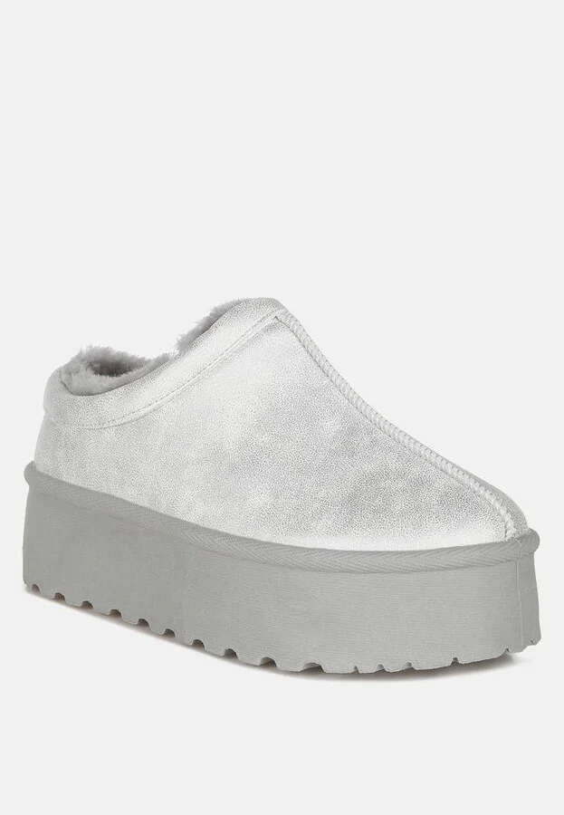 Lottys Faux Leather Platform Classic Slip-On - Image 2