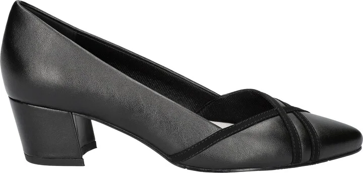 Lotus Pointed Toe Pump - Image 2