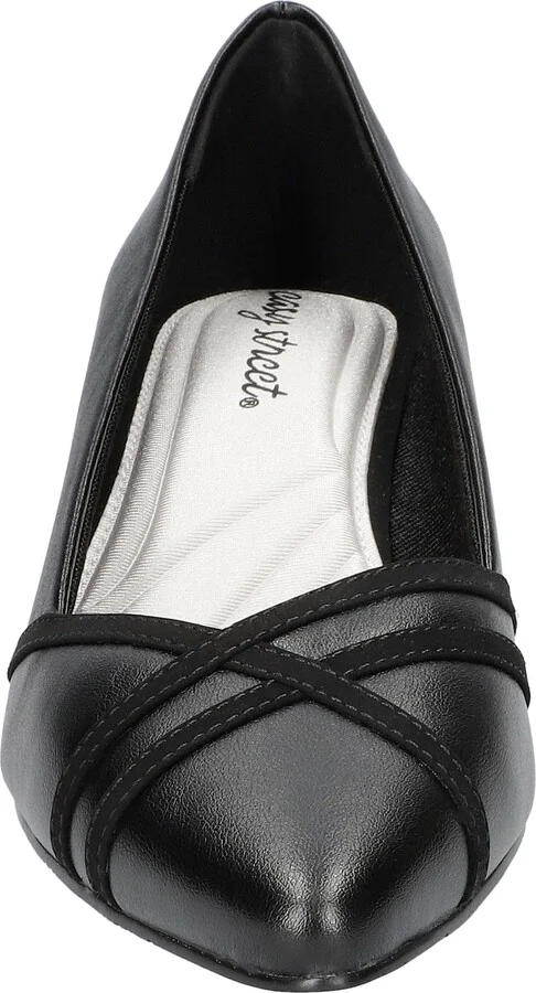 Lotus Pointed Toe Pump - Image 3