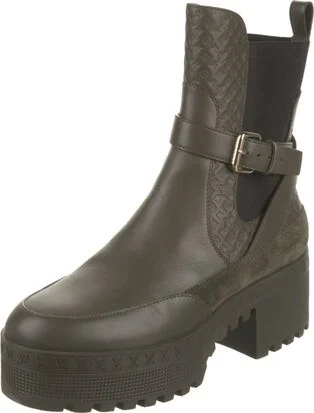 Louis Vuitton - Image 2