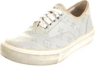 Louis Vuitton - Image 2