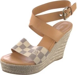Louis Vuitton - Image 2
