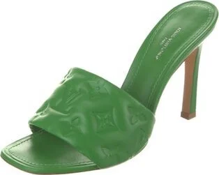 Louis Vuitton - Image 2