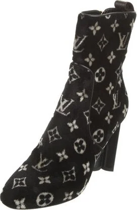 Louis Vuitton - Image 2