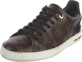 Louis Vuitton - Image 2