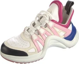Louis Vuitton - Image 2