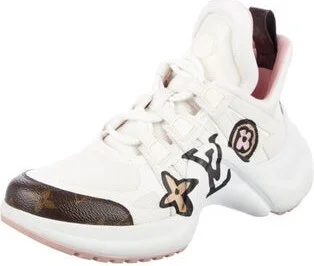 Louis Vuitton - Image 2