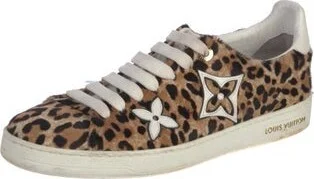 Louis Vuitton - Image 2