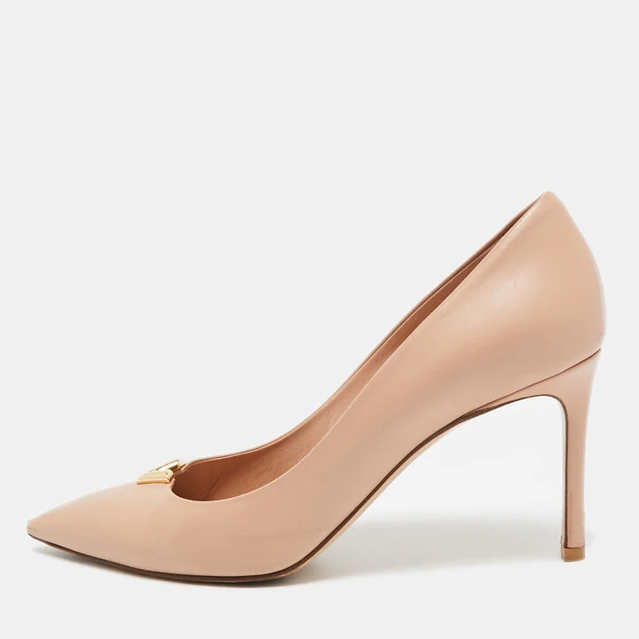 Louis Vuitton Beige Leather Heart Breaker Pumps Size 40