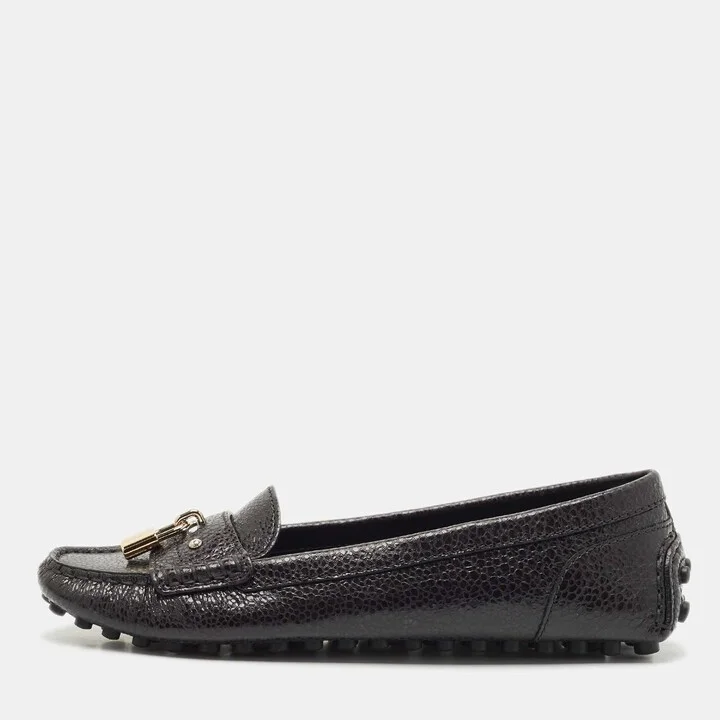 Louis Vuitton Black Leather Close Up Loafers Size 37