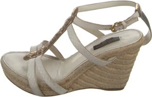 Neutrals