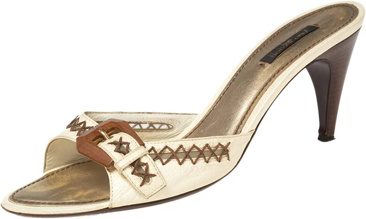 Louis Vuitton Cream Leather Buckle and Whip Stitch Detail Slide Sandals Size 41