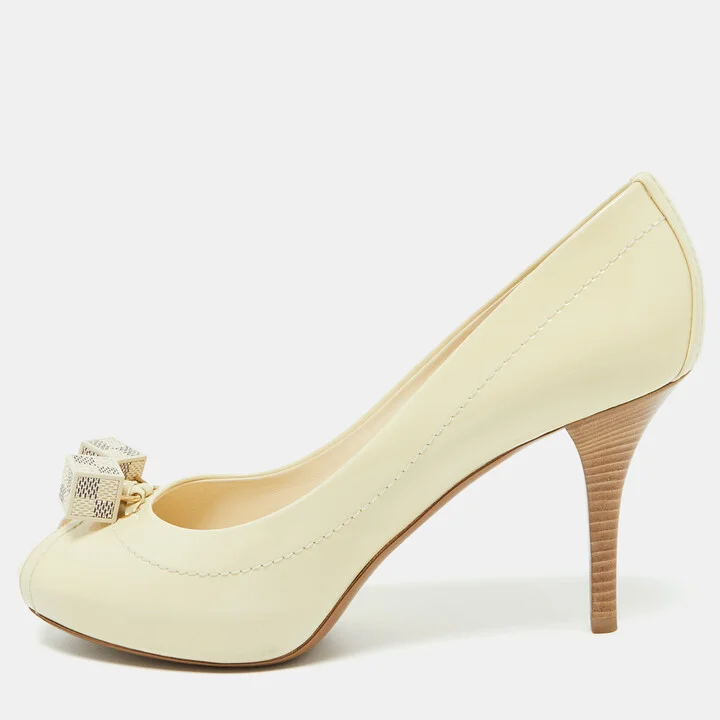 Louis Vuitton Cream Patent Leather and Damier Azur Canvas Peep Toe Pumps Size 38.5