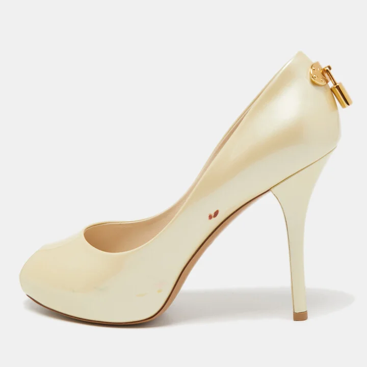 Louis Vuitton Cream Patent Leather Oh Really! Pumps Size 36.5