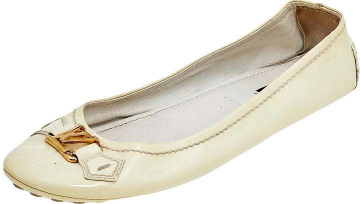 Louis Vuitton Cream Patent Leather Oxford Ballet Flats Size 39.5
