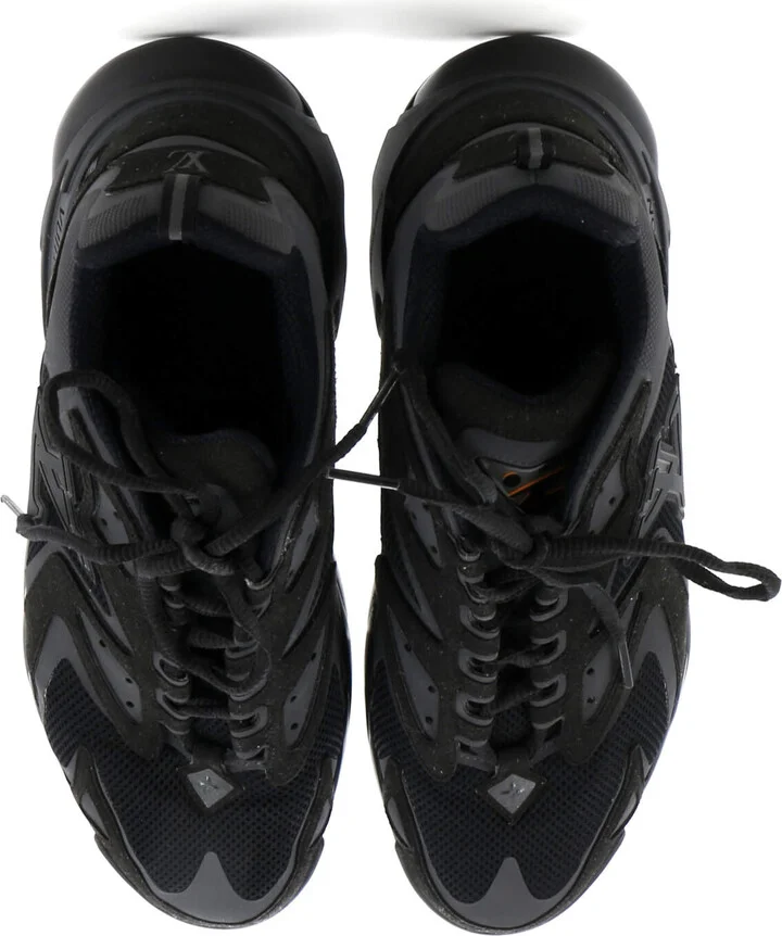 Louis Vuitton Men's LV Runner Tatic Sneakers Technical Mesh - Image 2