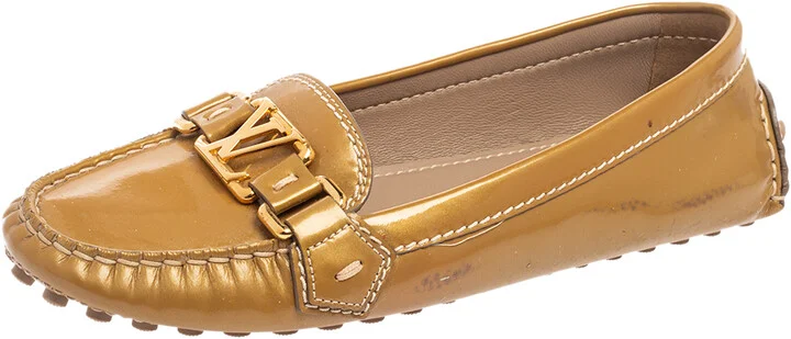 Louis Vuitton Olive Green Patent Leather Logo Loafers Size 36