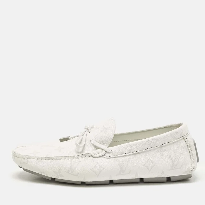 Louis Vuitton White Monogram Antarctica Leather LV Driver Mocassin Loafers Size 41