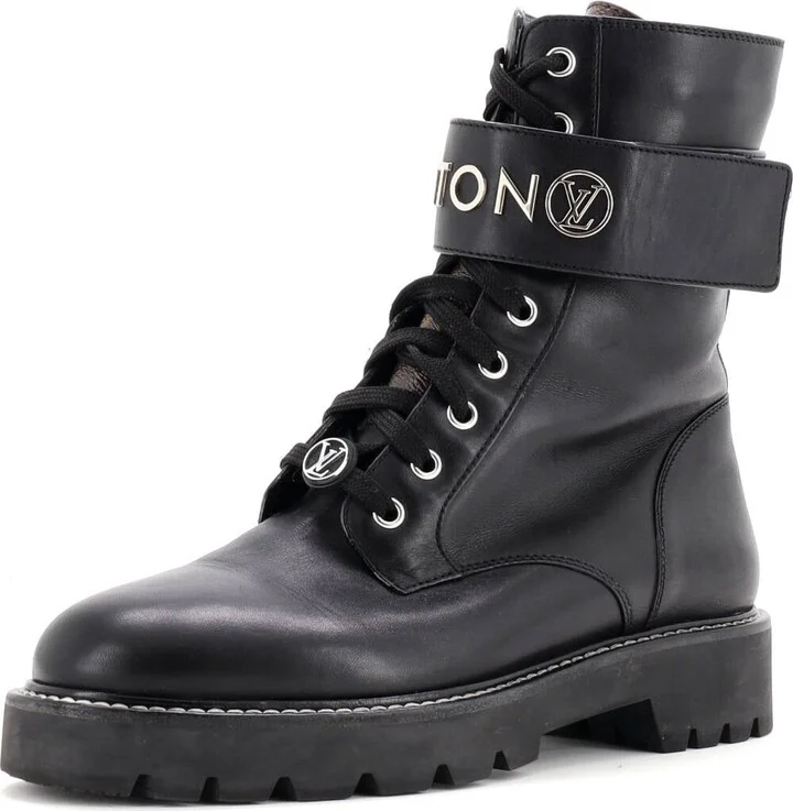 Louis Vuitton Women's Logo Territory Flat Ranger Boots Leather