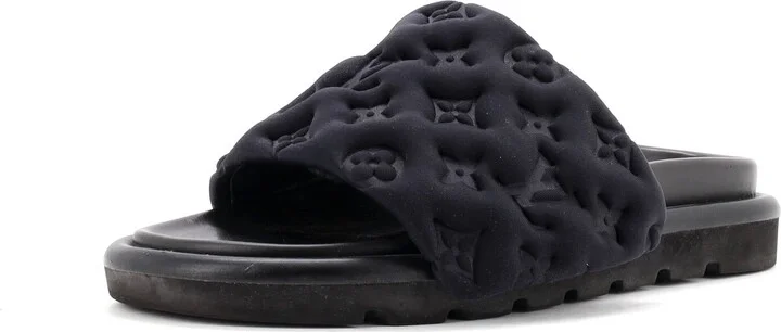 Louis Vuitton Women's Pool Pillow Comfort Mule Sandals Monogram Puffer Fabric