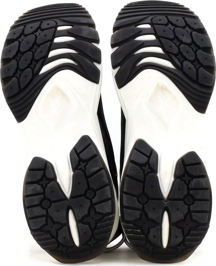 Louis Vuitton Women's Run 55 Sneakers Mixed Materials - Image 4