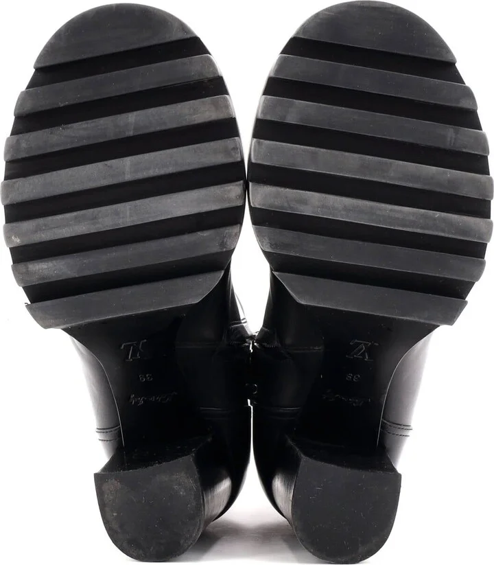 Louis Vuitton Women's Star Trail Buckle Ankle Boots Leather - Image 4