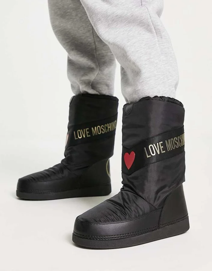 Love Moschino classic Snow boots in black - Image 2