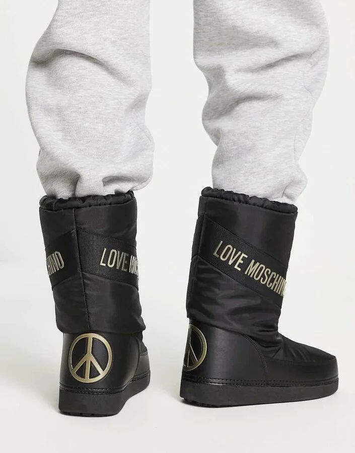 Love Moschino classic Snow boots in black - Image 3