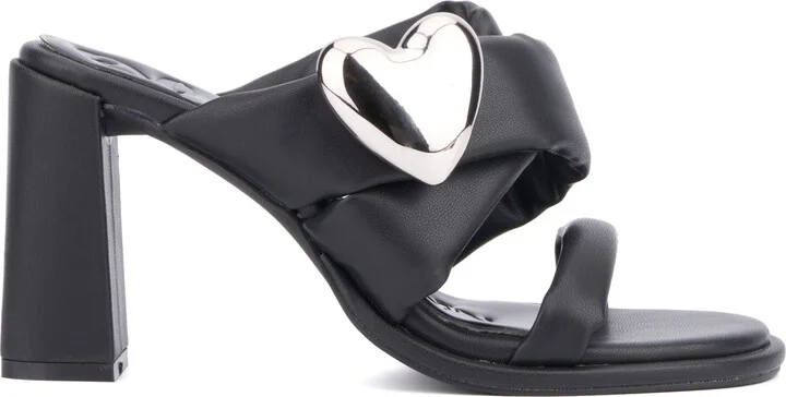 Lovey Dovey Sandal - Image 4