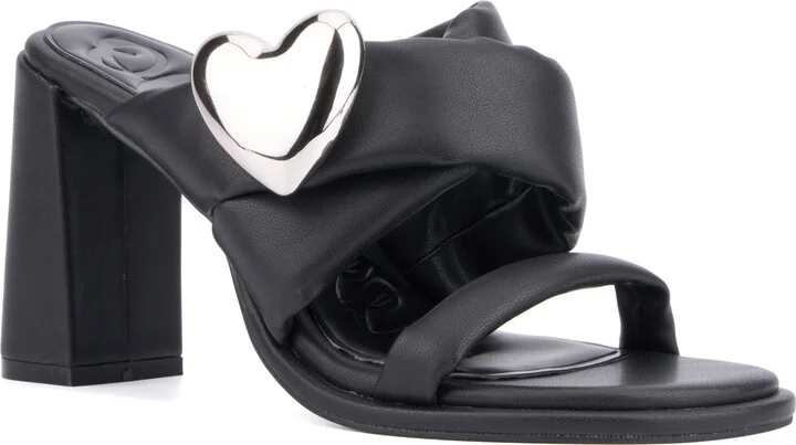 Lovey Dovey Sandal