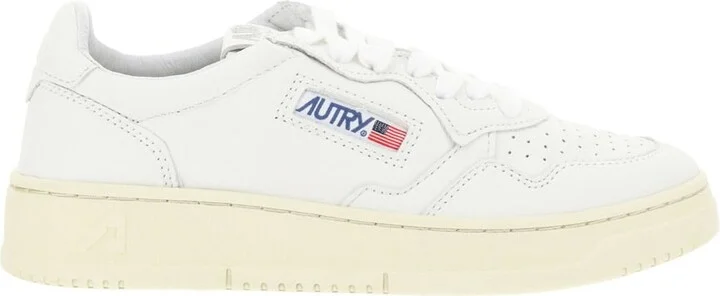 Low 01 Sneakers