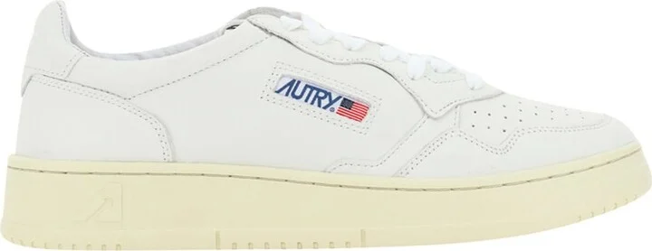 Low 01 Sneakers