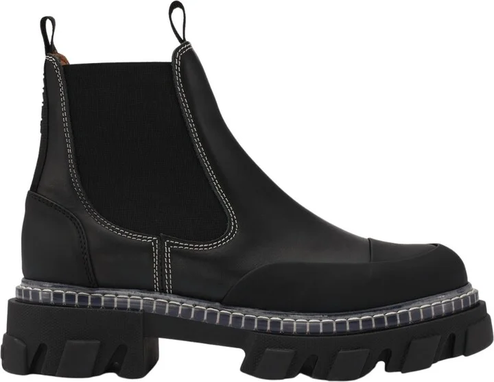 Low Cleated Chelsea Boot In Black