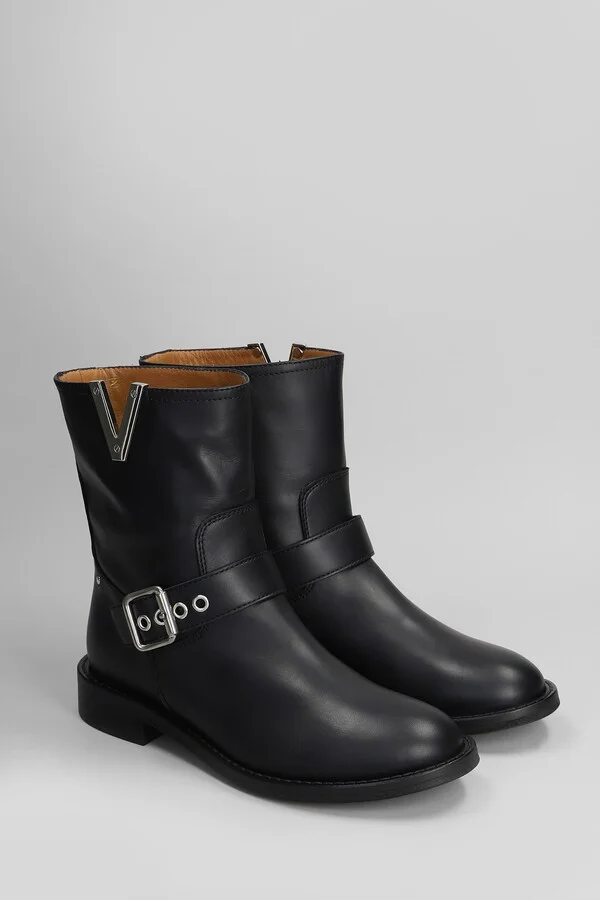 Low Heels Ankle Boots In Black Leather - Image 2