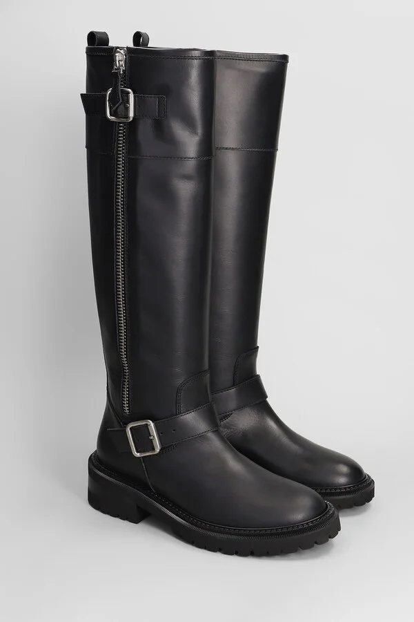 Low Heels Boots In Black Leather - Image 2