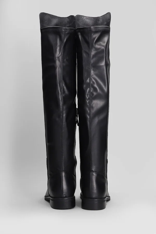 Low Heels Boots In Black Leather - Image 4