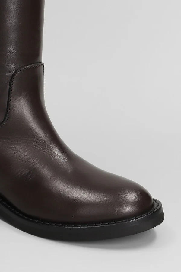 Low Heels Boots In Dark Brown Leather - Image 5
