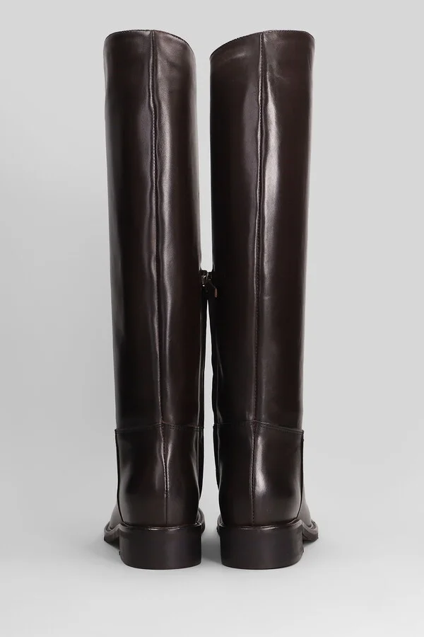 Low Heels Boots In Dark Brown Leather - Image 4