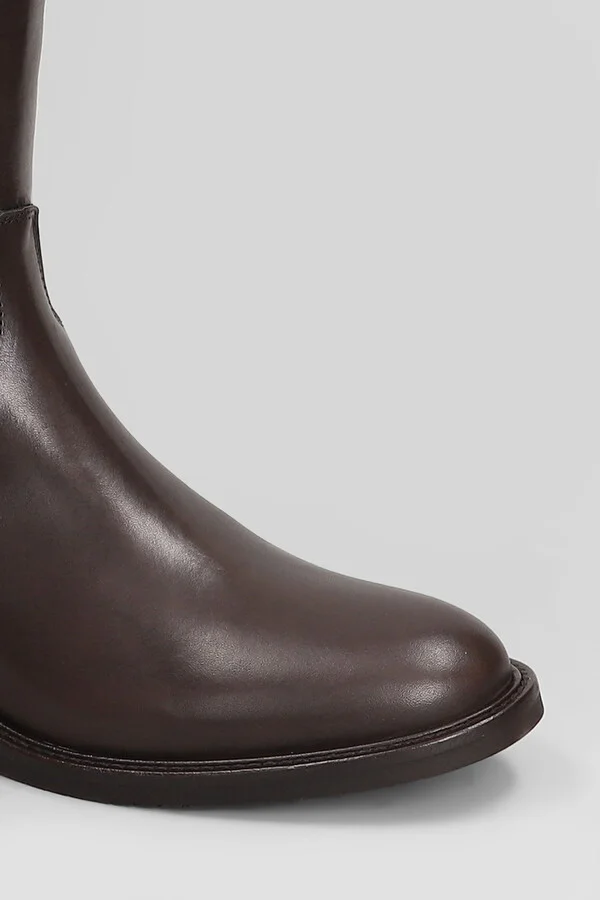 Low Heels Boots In Dark Brown Leather - Image 5