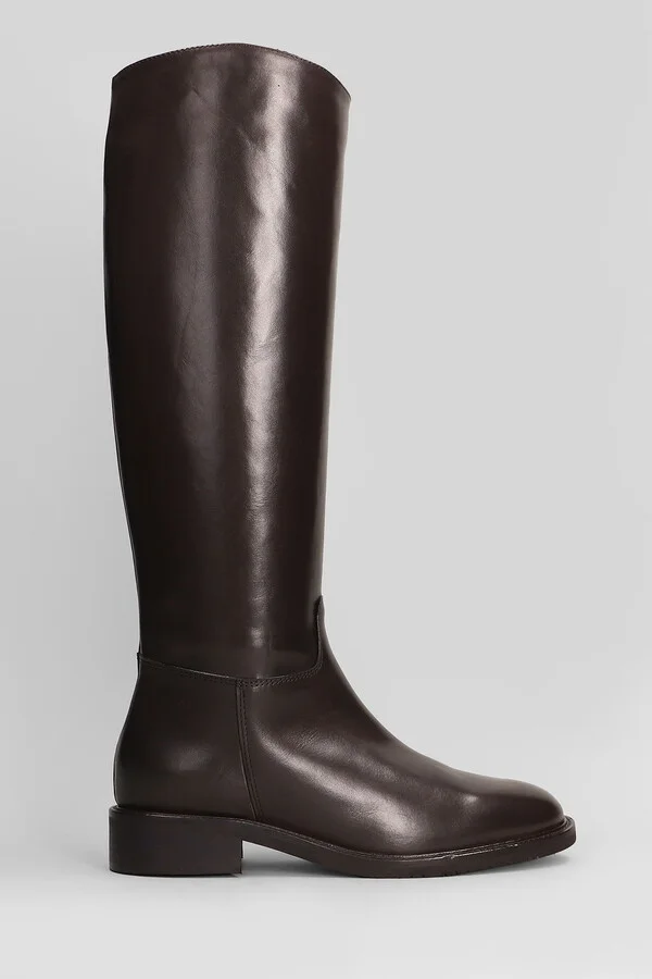 Low Heels Boots In Dark Brown Leather